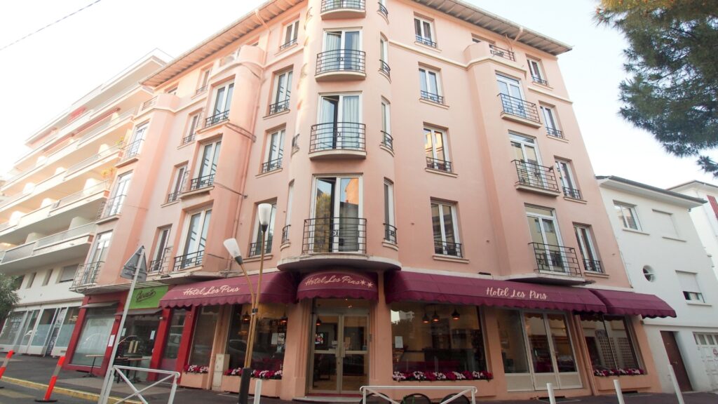 Hôtel rénové Juan les pins